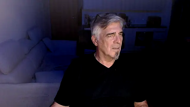 Buidapest online show from 15, 3, 2026