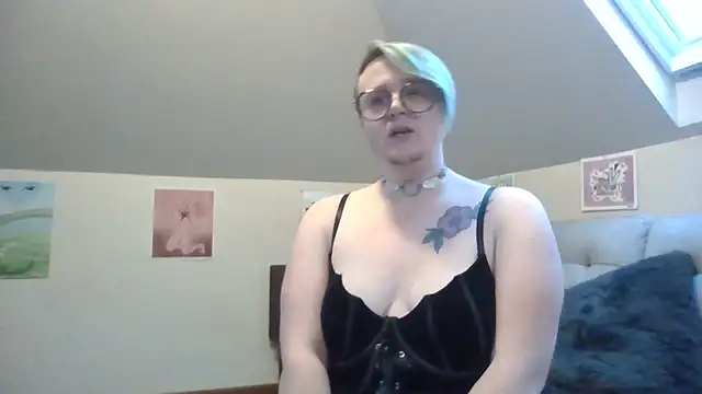 queerlyjaz online show from 22, 11, 2025