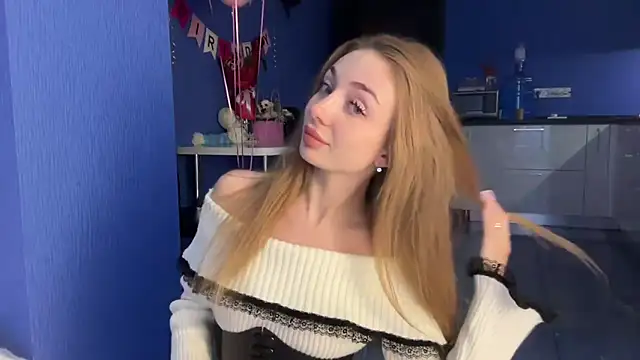 Jolienne online show from 3, 12, 2025