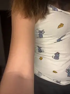 Sandrasnoww online show from 3, 12, 2025