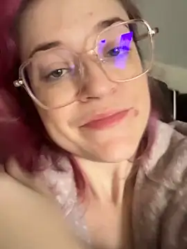 Snapshot of winestaindlips chatting on 26, 11, 2025 winestaindlips online show from 26, 11, 2025