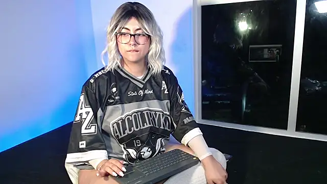 miss jas11 online show from 21, 2, 2026