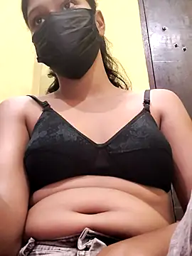 Snapshot of Minakshi-Gi chatting on 5, 7, 2026 Minakshi-Gi online show from 5, 7, 2026