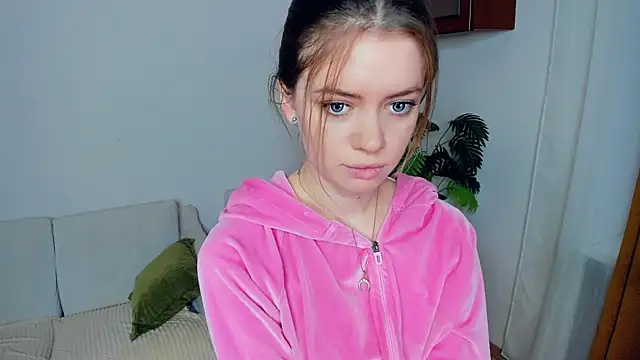 AngelesBenitz online show from 21, 12, 2025