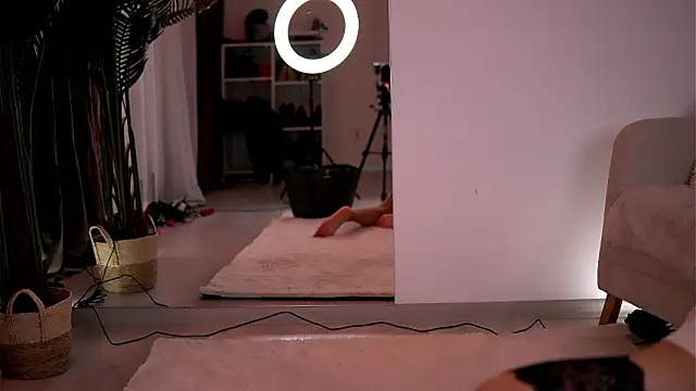 LuvCaprice online show from 18, 3, 2026