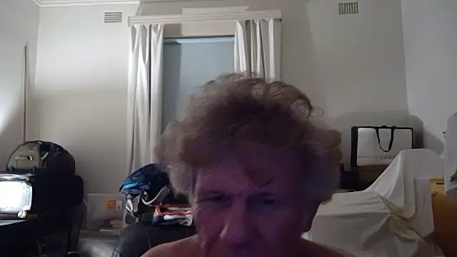 Snapshot of Hardwarelane67 chatting on 26, 11, 2025 Hardwarelane67 online show from 26, 11, 2025