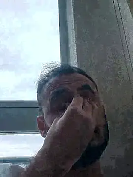 Snapshot of berkkderlerr chatting on 8, 1, 2026 berkkderlerr online show from 8, 1, 2026