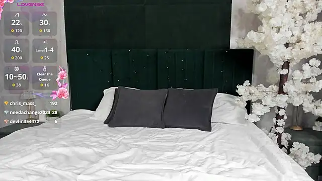 LiraRevery online show from 11, 6, 2026