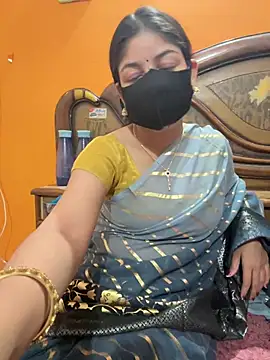 cutestpearl online show from 13, 4, 2026