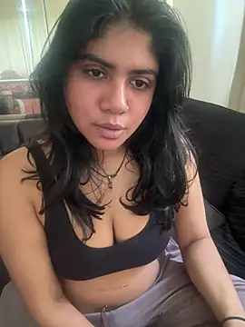 TiaBella  online show from 26, 4, 2026