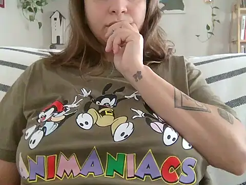 Snapshot of xxxluana chatting on 19, 11, 2025 xxxluana online show from 19, 11, 2025