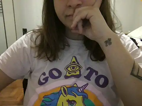 Snapshot of xxxluana chatting on 26, 11, 2025 xxxluana online show from 26, 11, 2025