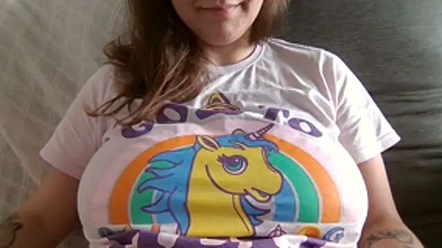 xxxluana online show from 16, 4, 2026