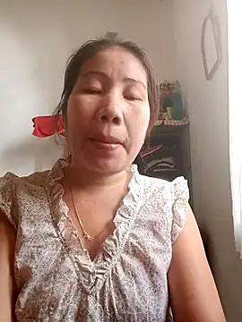 Snapshot of Reema_143 chatting on 27, 11, 2025 Reema 143 online show from 27, 11, 2025