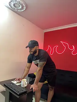 Mike savage3 online show from 24, 3, 2026