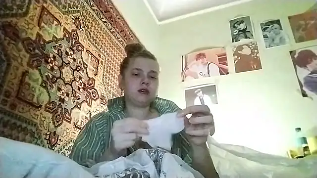 KikiBang online show from 3, 3, 2026