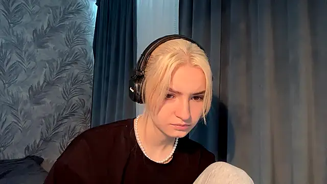 Snapshot of Cindi_Jacobs chatting on 24, 11, 2025 Cindi Jacobs online show from 24, 11, 2025