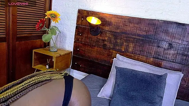 Amy Brunette online show from 29, 11, 2025