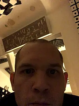 Spielzeugtwink online show from 19, 11, 2025