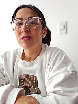 Snapshot of JustSamantha_ chatting on 27, 2, 2026 JustSamantha online show from 27, 2, 2026