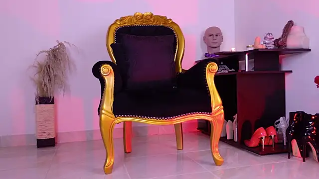 Snapshot of SaraFerrer_ chatting on 9, 5, 2026 SaraFerrer online show from 9, 5, 2026
