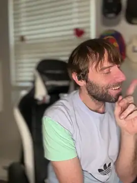 Snapshot of strippingmale1 chatting on 27, 11, 2025 strippingmale1 online show from 27, 11, 2025