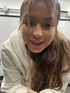 Little  Danni1 online show from 17, 5, 2026