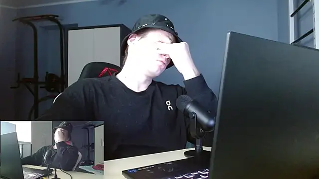 Poliglotjoe1 online show from 7, 2, 2026