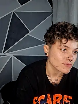 megan NL online show from 15, 12, 2025