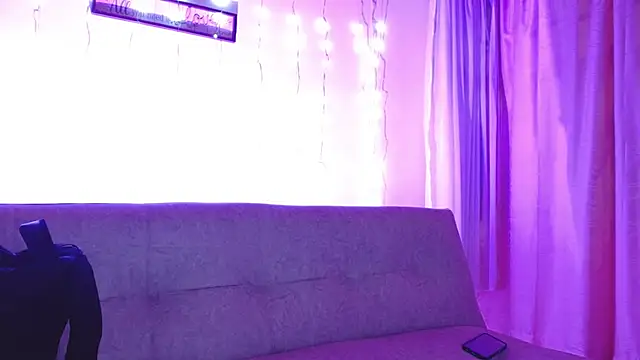 Snapshot of catleya6 chatting on 20, 11, 2025 catleya6 online show from 20, 11, 2025