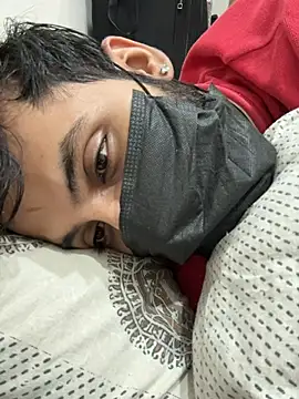 Snapshot of KabirDickhead chatting on 28, 11, 2025 KabirDickhead online show from 28, 11, 2025