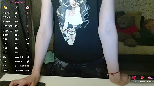 Snapshot of __Katherine___ chatting on 28, 11, 2025 Katherine online show from 28, 11, 2025