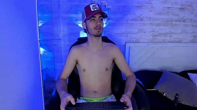 Emir Ozan  online show from 21, 12, 2025