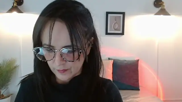 Juliana  lx online show from 12, 3, 2026