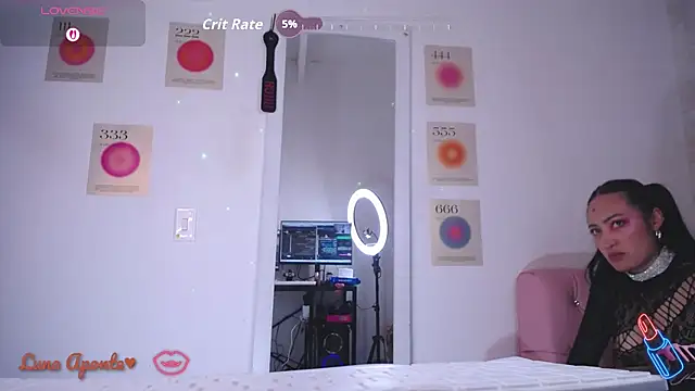 LunaAponte online show from 20, 2, 2026