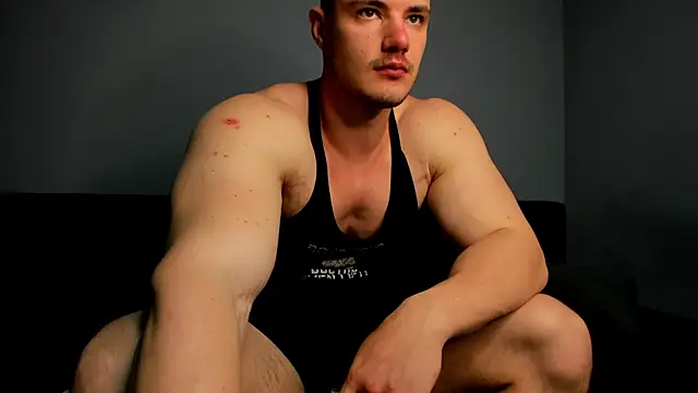 Snapshot of Troy_Bigtitan chatting on 13, 5, 2026 Troy Bigtitan online show from 13, 5, 2026