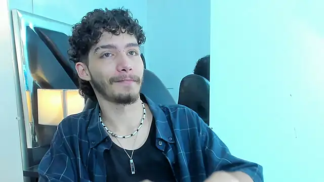 Snapshot of JojoBraando chatting on 26, 11, 2025 JojoBraando online show from 26, 11, 2025