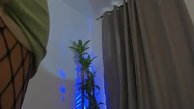 Catty Noir online show from 25, 11, 2025