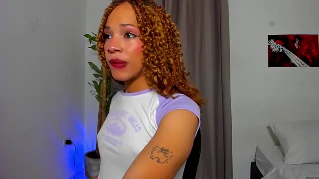 Catty Noir online show from 20, 12, 2025