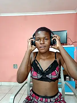 Snapshot of VirginPrincess06 chatting on 3, 12, 2025 VirginPrincess06 online show from 3, 12, 2025