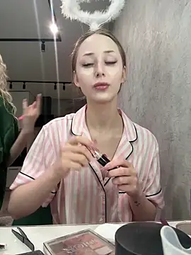 GraceSecrettt online show from 7, 2, 2026