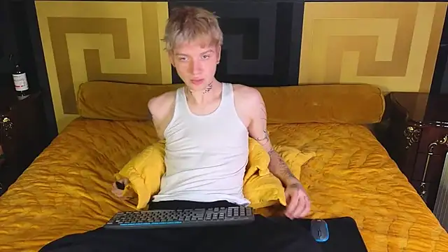 TRAVIS CLAS online show from 27, 11, 2025