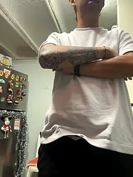 Snapshot of Yunaraa chatting on 30, 11, 2025 Yunaraa online show from 30, 11, 2025