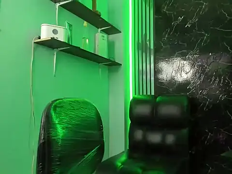 Chantal sex22 online show from 30, 11, 2025