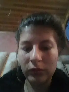 Snapshot of AnaMaria-12 chatting on 4, 12, 2025 AnaMaria-12 online show from 4, 12, 2025