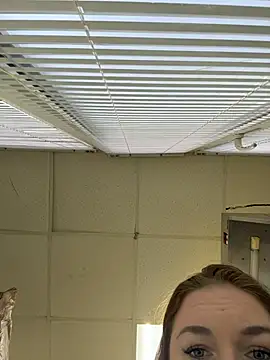 Snapshot of VaryaRose chatting on 1, 12, 2025 VaryaRose online show from 1, 12, 2025