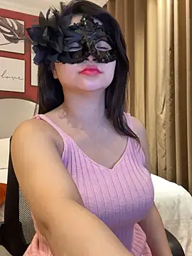 Snapshot of Queen-of-Love chatting on 30, 11, 2025 Queen-of-Love online show from 30, 11, 2025