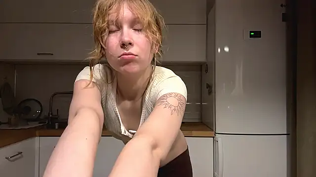 ElfriedaZwack online show from 8, 4, 2026