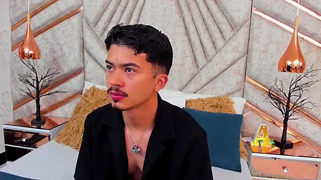 Snapshot of NicolaiKarav chatting on 28, 11, 2025 NicolaiKarav online show from 28, 11, 2025