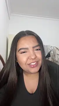 Snapshot of princezzc chatting on 13, 12, 2025 princezzc online show from 13, 12, 2025